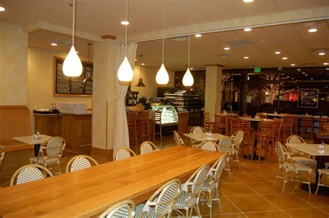 VILLAGE SQUARE CAFE, Baltimore .